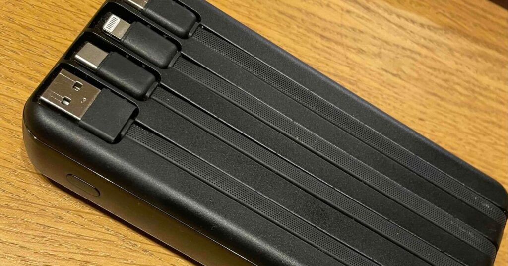 【大容量モバイルバッテリー】Sanlao製N1は4つのコード内臓